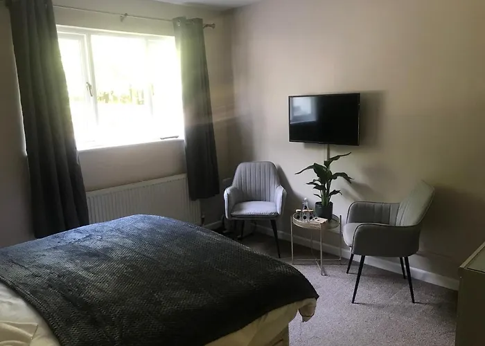 Colliford Lake Tavern & Holiday Park