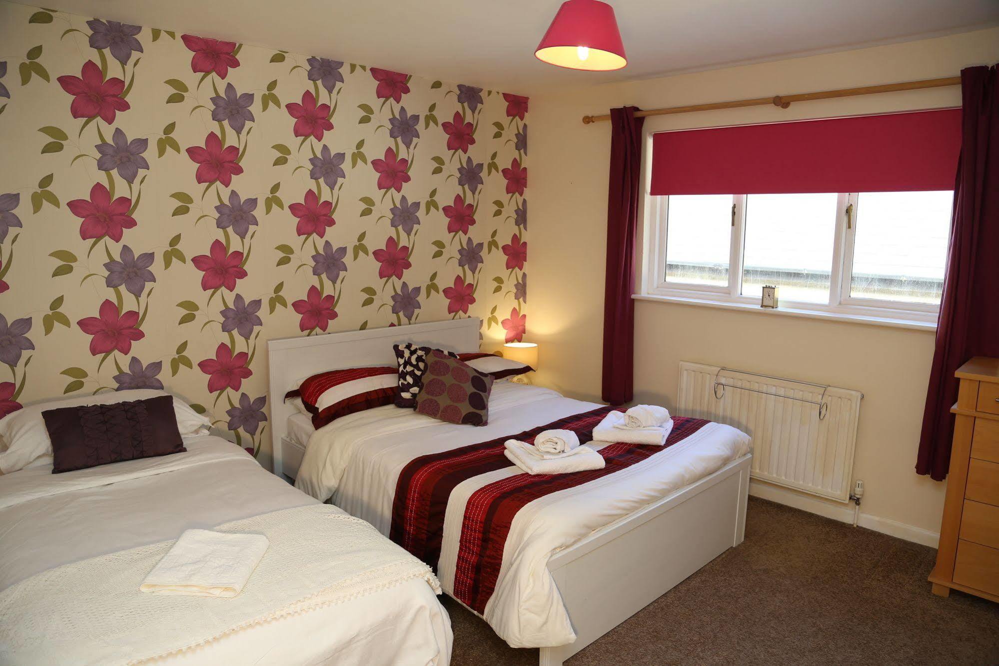 Colliford Tavern & 3* Temple